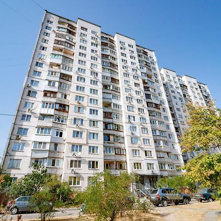 Kvartirkoff Na Obolonskiy Prospekt 9 Киев Екстериор снимка